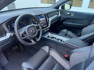 Volvo  Recharge T6 AWD PLUS DARK GARANTIE