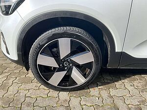 Volvo  Recharge Twin Engine Core AWD GARANTIE