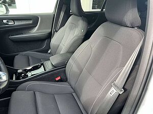 Volvo  Recharge Twin Engine Core AWD GARANTIE
