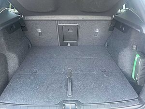 Volvo  T2 Automatik Core NAVI GARANTIE