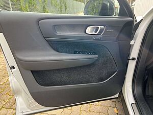 Volvo  Recharge T5 PLUS DARK AHK GARANTIE