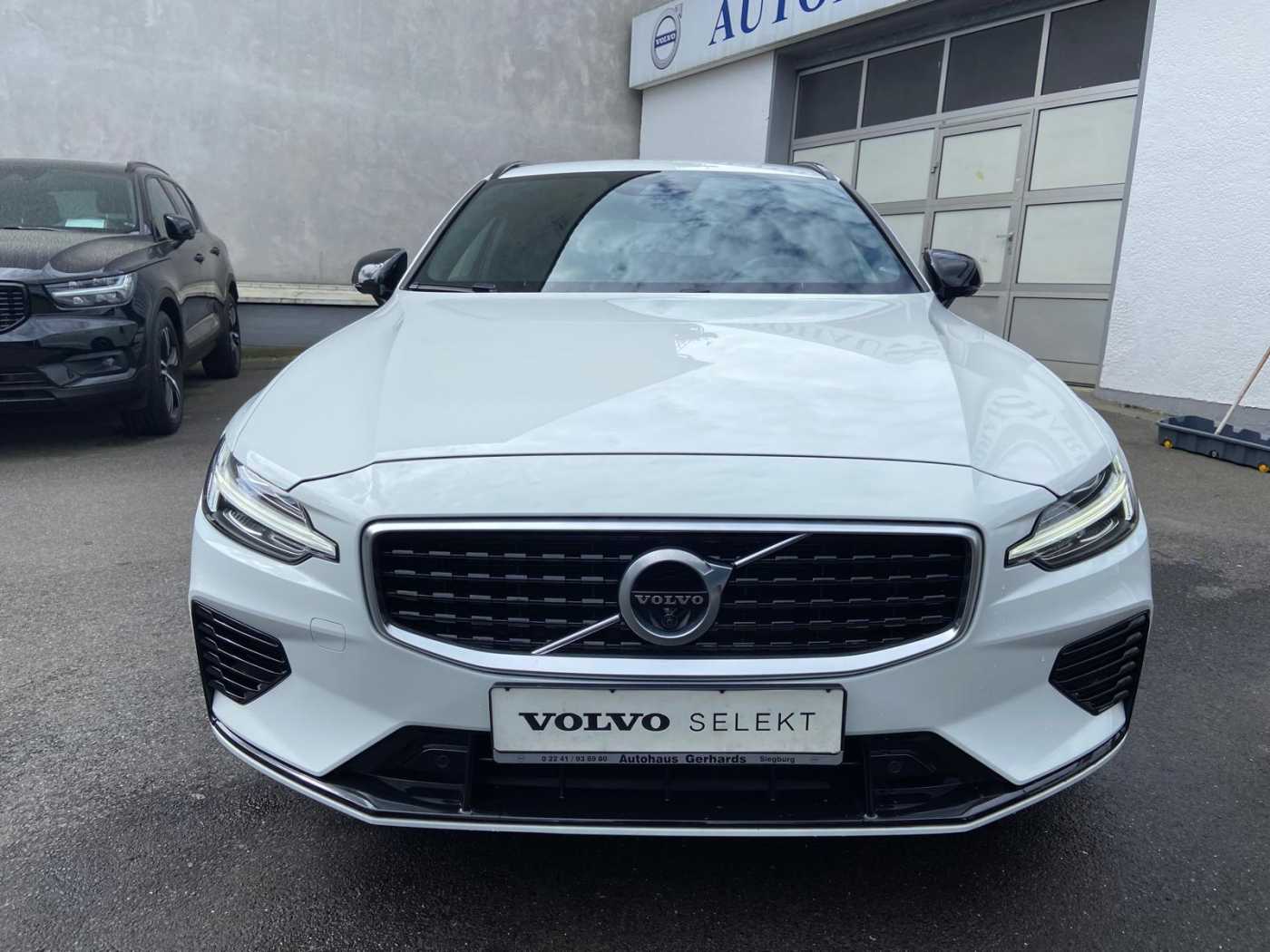 Volvo  T6 AWD Plug-In Hybrid R-Design, 360°, AHK, BLIS, ACC