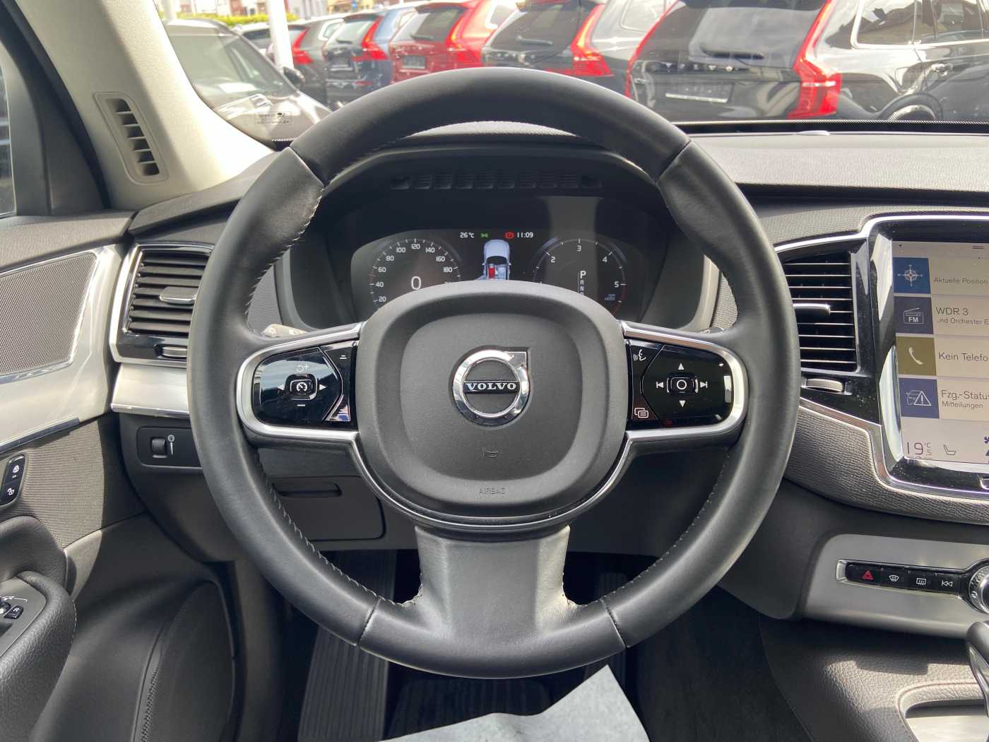 Volvo  D5 AWD Momentum, ACC, Panorama Dach, Rückfahrkamera, Voll-LED