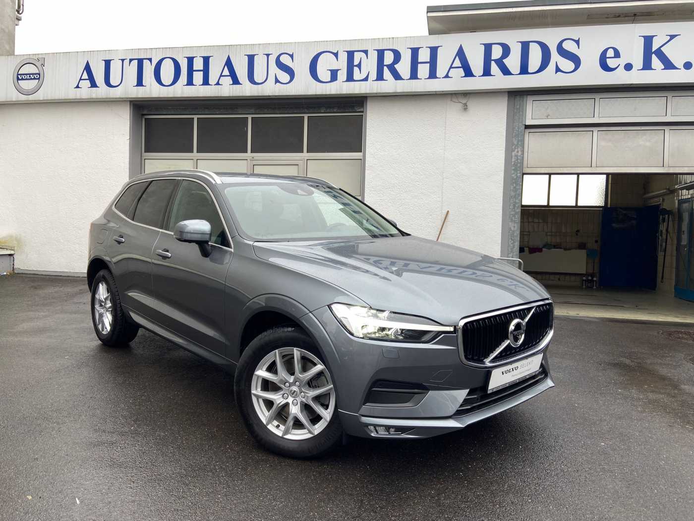 Volvo  XC60 Momentum Pro, B4 Diesel, Voll-LED, 360°, BLIS