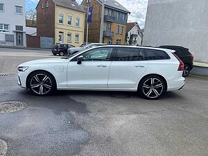 Volvo  T6 AWD Plug-In Hybrid R-Design, 360°, AHK, BLIS, ACC