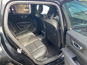 Volvo  T6 AWD R-Design, Voll-LED, BLIS, ACC, H&K, bel. Sitze, Massage, Akustikvergl.