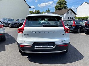 Volvo  Momentum Pro, D3 AWD, Pano, Voll-LED, BLIS, ACC, AHK