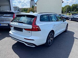 Volvo  T8 Plug-In Hybrid, AWD, R-Design, Pano, Head-Up, Voll-LED, H&K