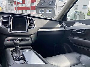 Volvo  D5 AWD Momentum, ACC, Panorama Dach, Rückfahrkamera, Voll-LED