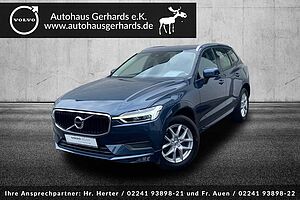 Volvo  D4 AWD Momentum, AHK, Voll-LED