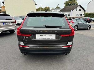 Volvo  XC60 D5 AWD Momentum, BLIS, ACC, Voll-LED, Pano, Head-Up, AHK