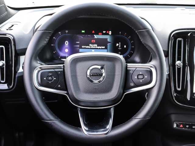 Volvo  Plus Dark 2WD B3 EU6d digitales Cockpit Memory Sitze Soundsystem HarmanKardon LE