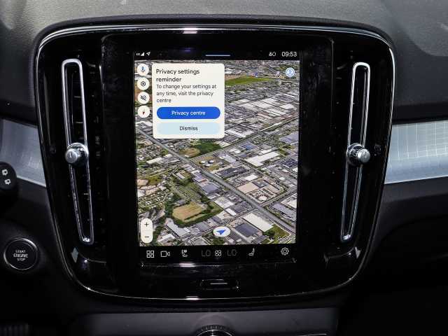 Volvo  Plus Dark 2WD B3 EU6d digitales Cockpit Memory Sitze Soundsystem HarmanKardon LE