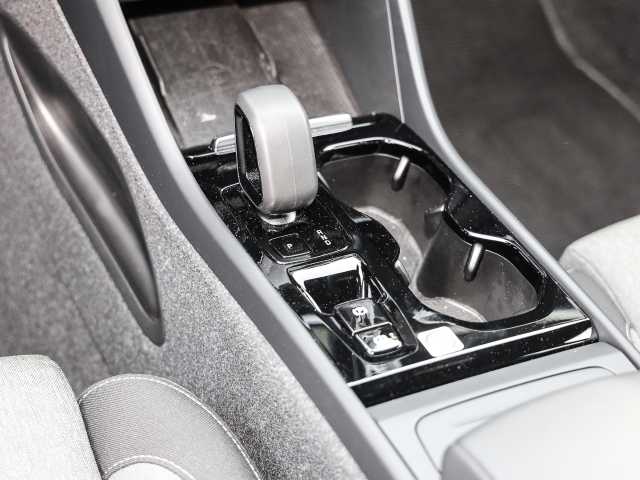 Volvo  Plus Dark 2WD B3 EU6d digitales Cockpit Memory Sitze Soundsystem HarmanKardon LE