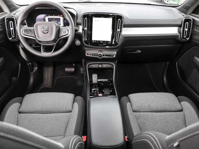 Volvo  Plus Dark 2WD B3 EU6d digitales Cockpit Memory Sitze Soundsystem HarmanKardon LE