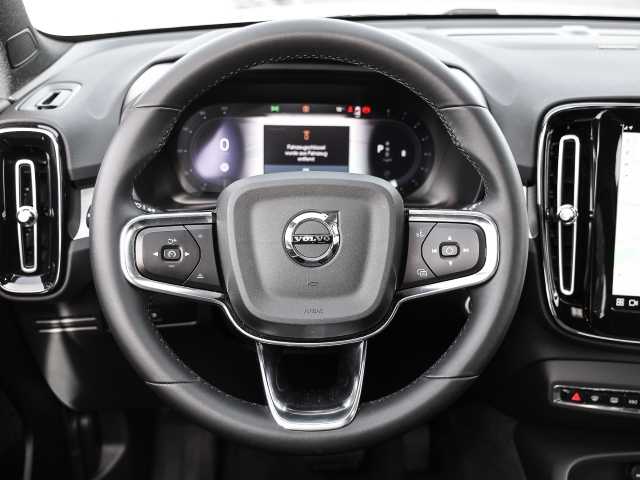 Volvo  Plus Dark 2WD B3 EU6d digitales Cockpit Memory Sitze Soundsystem HarmanKardon LE