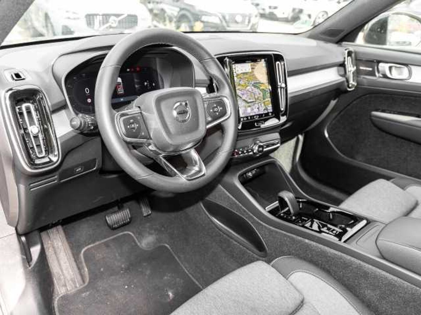 Volvo  Plus Dark 2WD B3 EU6d digitales Cockpit Memory Sitze Soundsystem HarmanKardon LE