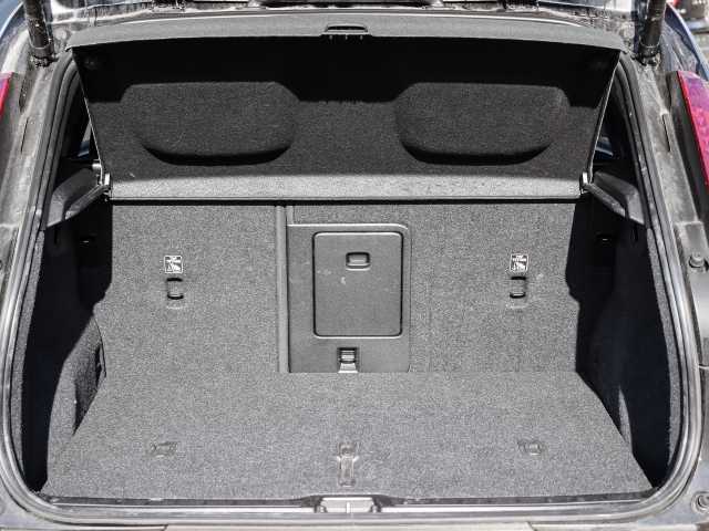 Volvo  Plus Dark 2WD B3 EU6d digitales Cockpit Memory Sitze Soundsystem HarmanKardon LE