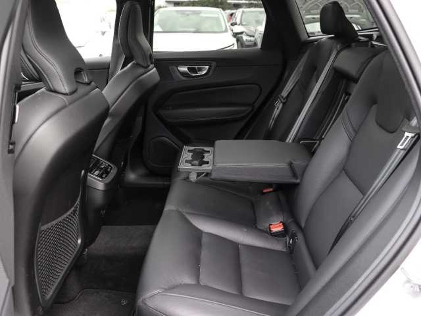 Volvo  Ultimate Dark AWD B4 Diesel EU6d Allrad HUD AD StandHZG digitales Cockpit Memory