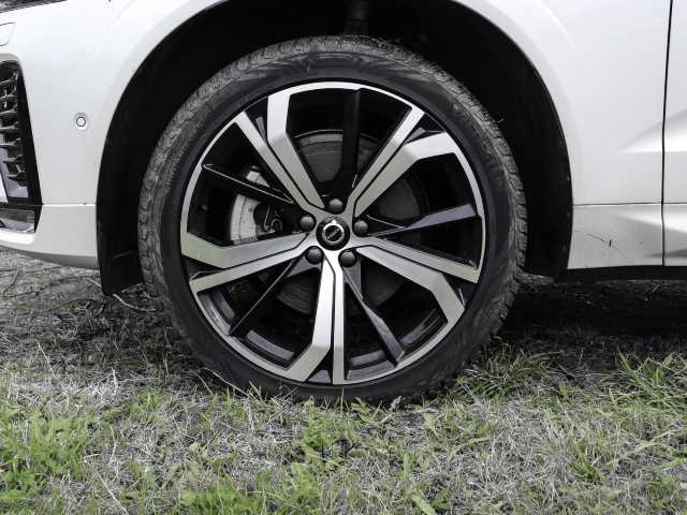 Volvo  Ultimate Dark AWD B4 Diesel EU6d Allrad HUD AD StandHZG digitales Cockpit Memory