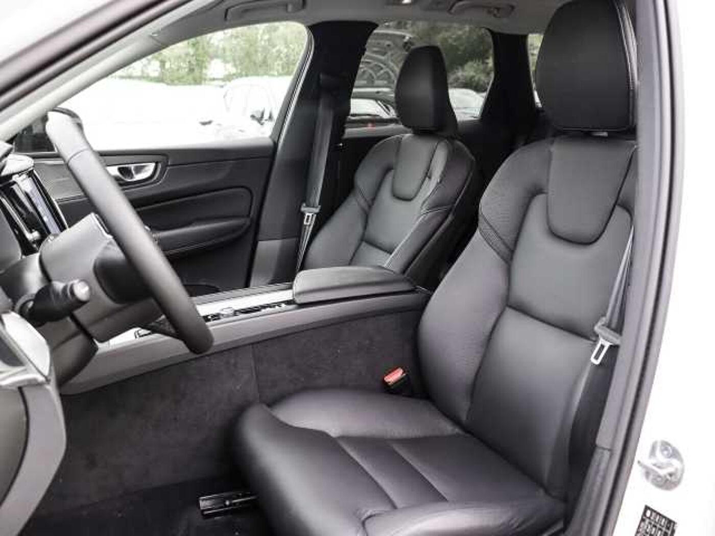 Volvo  Ultimate Dark AWD B4 Diesel EU6d Allrad HUD AD StandHZG digitales Cockpit Memory