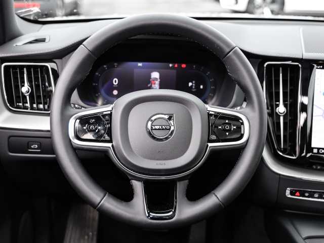 Volvo  Ultimate Dark AWD B5 Benzin EU6d Allrad HUD StandHZG Leder digitales Cockpit Mem