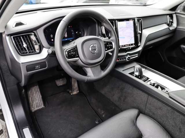 Volvo  Ultimate Dark 2WD B4 Diesel EU6d HUD AD digitales Cockpit Memory Sitze Soundsyst