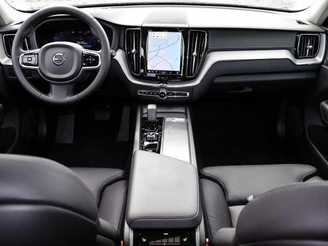 Volvo  Ultimate Dark 2WD B4 Diesel EU6d HUD AD digitales Cockpit Memory Sitze Soundsyst