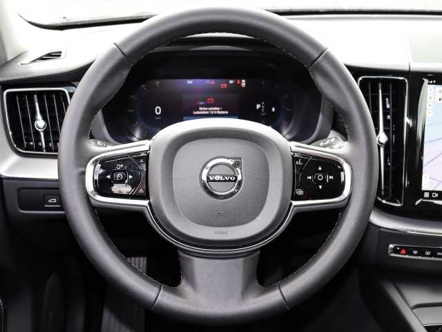Volvo  Ultimate Dark 2WD B4 Diesel EU6d HUD AD digitales Cockpit Memory Sitze Soundsyst