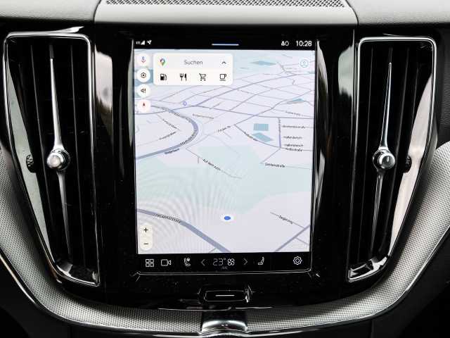 Volvo  Plus Dark AWD B5 Benzin EU6d Allrad Leder digitales Cockpit Memory Sitze Soundsy