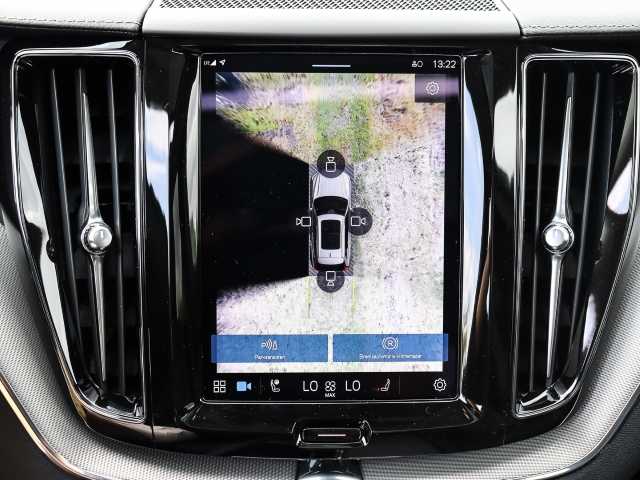 Volvo  Ultimate Dark 2WD B4 Diesel EU6d HUD AD digitales Cockpit Memory Sitze Soundsyst