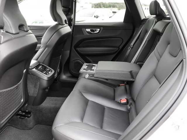 Volvo  Ultimate Dark AWD B4 Diesel EU6d Allrad HUD AD StandHZG digitales Cockpit Memory