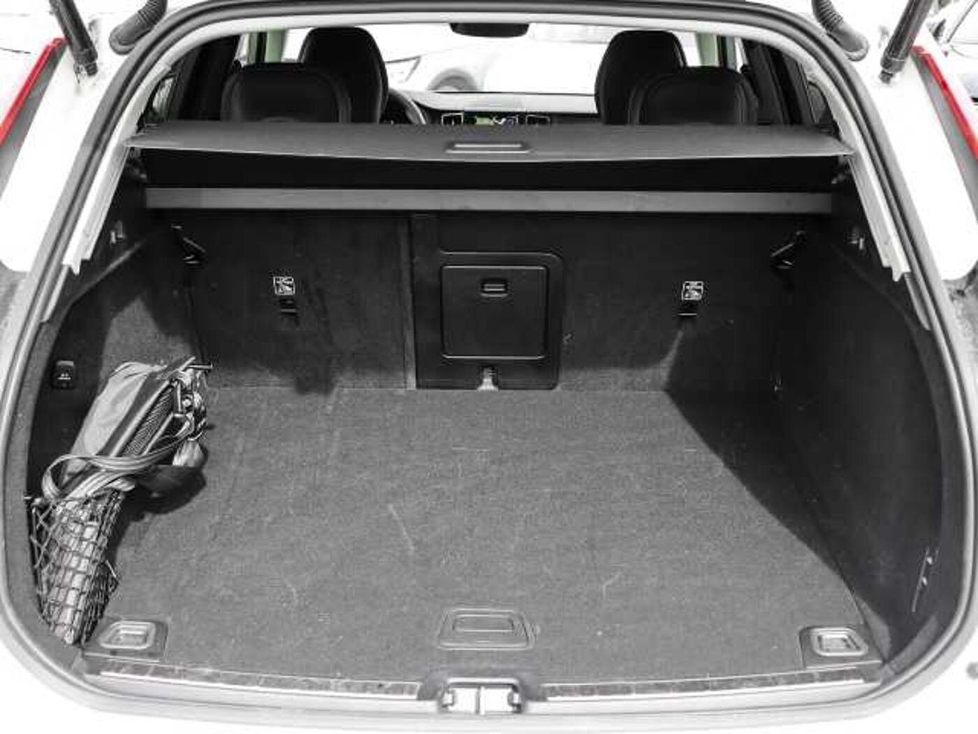 Volvo  Ultimate Dark AWD B4 Diesel EU6d Allrad HUD AD StandHZG digitales Cockpit Memory