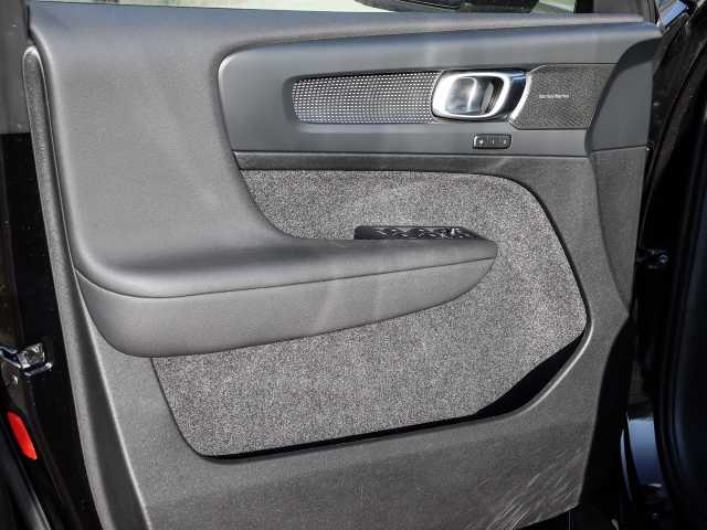 Volvo  Plus Dark 2WD B4 EU6d digitales Cockpit Memory Sitze Soundsystem HarmanKardon 36