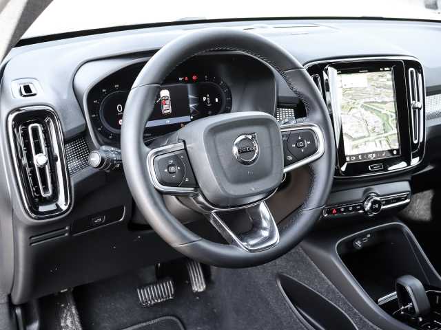 Volvo  Plus Dark 2WD B4 EU6d digitales Cockpit Memory Sitze Soundsystem HarmanKardon 36