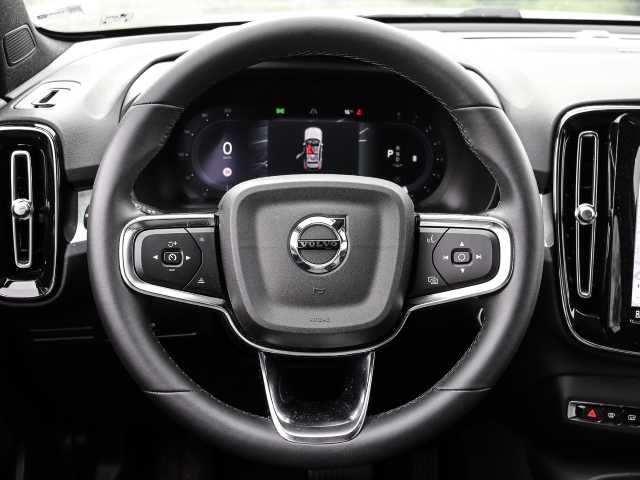 Volvo  Plus Dark 2WD B3 EU6d digitales Cockpit Memory Sitze Soundsystem HarmanKardon LE