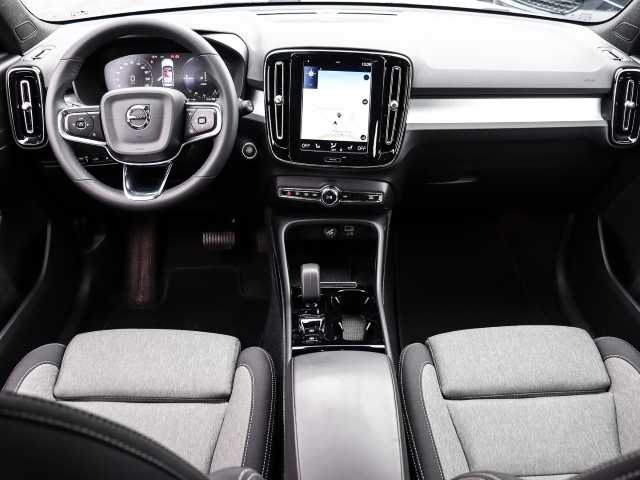 Volvo  Plus Dark Recharge Plug-In Hybrid 2WD T5 Twin Engine EU6d StandHZG Navi digitale