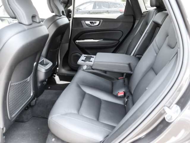 Volvo  Plus Dark AWD B4 Diesel EU6d Allrad digitales Cockpit Memory Sitze Soundsystem