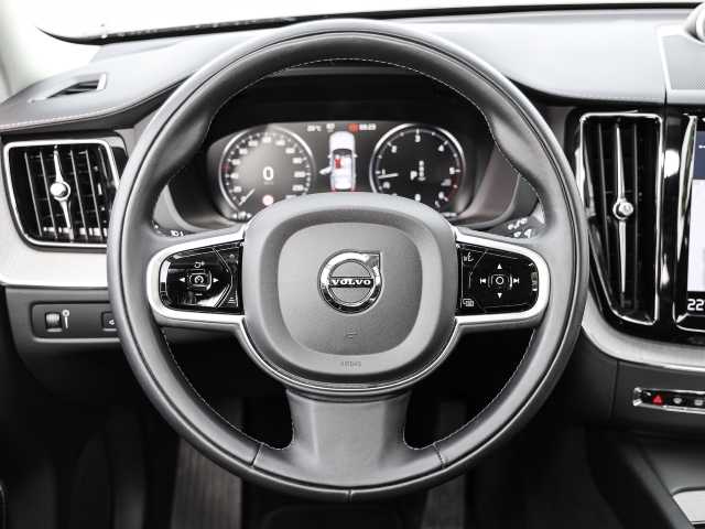 Volvo  Inscription AWD B4 Diesel EU6d Allrad StandHZG Navi Leder digitales Cockpit Memo