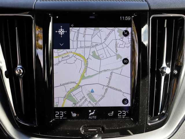 Volvo  Momentum Pro AWD B4 Diesel EU6d Allrad Navi Leder digitales Cockpit Soundsystem