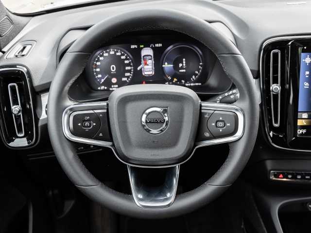 Volvo  Plus Dark Recharge Plug-In Hybrid 2WD T4 Twin Engine EU6d StandHZG Navi digitale