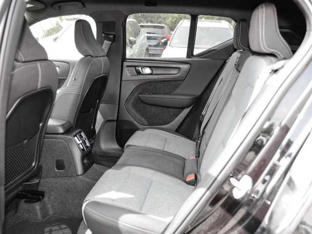 Volvo  Plus Dark Recharge Plug-In Hybrid 2WD T4 Twin Engine EU6d StandHZG Navi digitale
