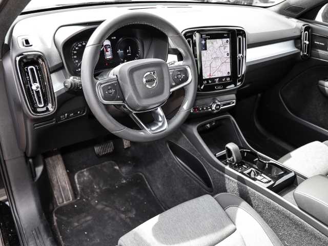 Volvo  Plus Dark Recharge Plug-In Hybrid 2WD T4 Twin Engine EU6d StandHZG Navi digitale
