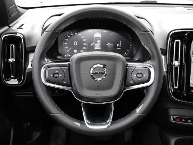 Volvo  Plus Dark Recharge Plug-In Hybrid 2WD T4 Twin Engine EU6d StandHZG Navi digitale