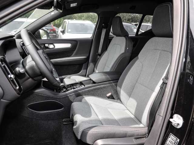 Volvo  Plus Dark Recharge Plug-In Hybrid 2WD T4 Twin Engine EU6d StandHZG Navi digitale