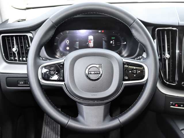 Volvo  Ultimate Dark Recharge Plug-In Hybrid AWD T8 Twin Engine EU6d Allrad HUD StandHZ