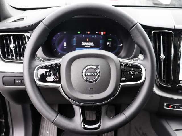 Volvo  Ultimate Dark Recharge Plug-In Hybrid AWD T8 Twin Engine EU6d Allrad HUD StandHZ