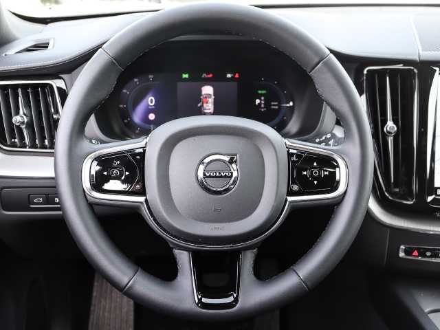 Volvo  Ultimate Dark Recharge Plug-In Hybrid AWD T8 Twin Engine EU6d Allrad HUD StandHZ