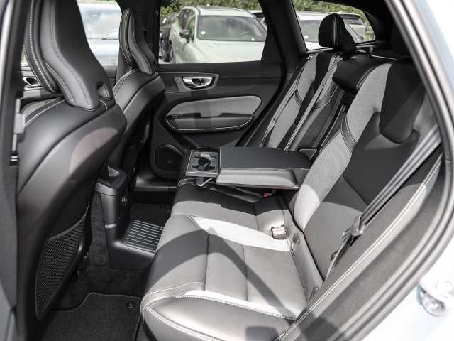 Volvo  Ultimate Dark Recharge Plug-In Hybrid AWD T8 Twin Engine EU6d Allrad HUD StandHZ