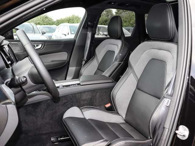 Volvo  Ultimate Dark Recharge Plug-In Hybrid AWD T8 Twin Engine EU6d Allrad HUD StandHZ